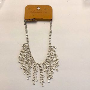 Rhinestone silver color fringe style necklace brand new